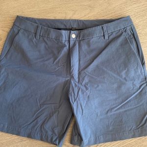 LuluLemon Mens shorts size 38